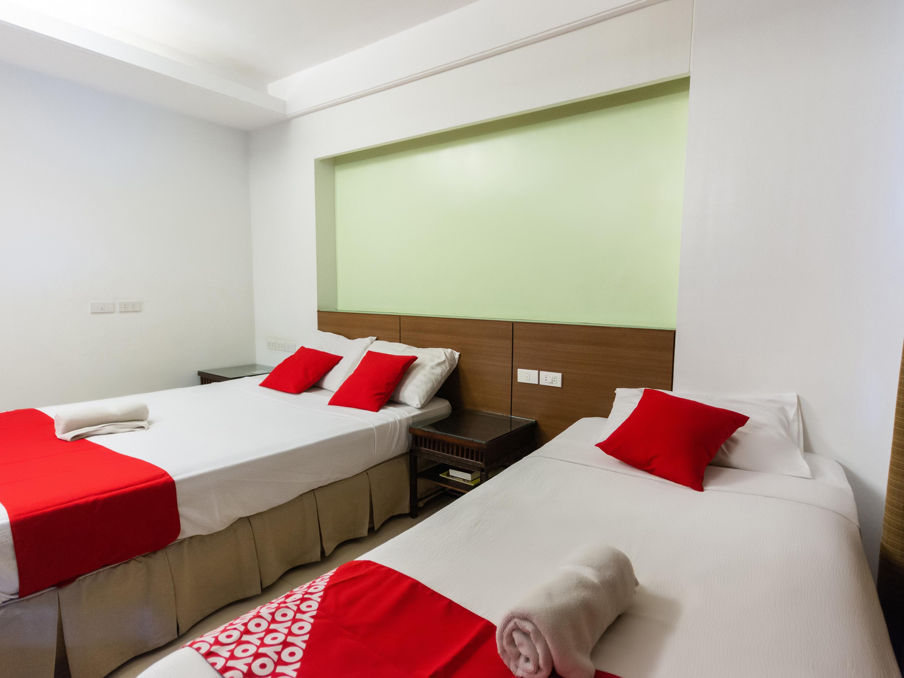 Chito'S Hotel Iloilo City Exterior photo