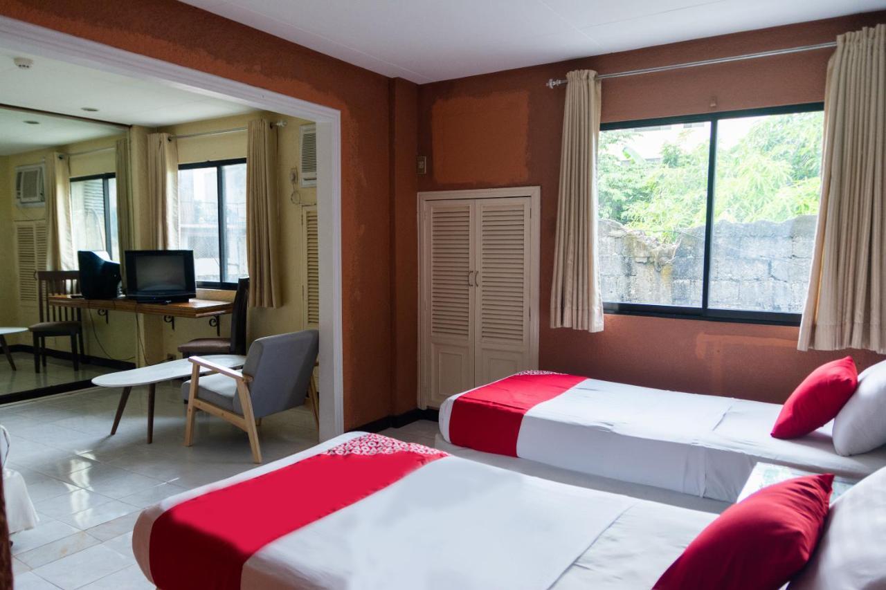 Chito'S Hotel Iloilo City Exterior photo